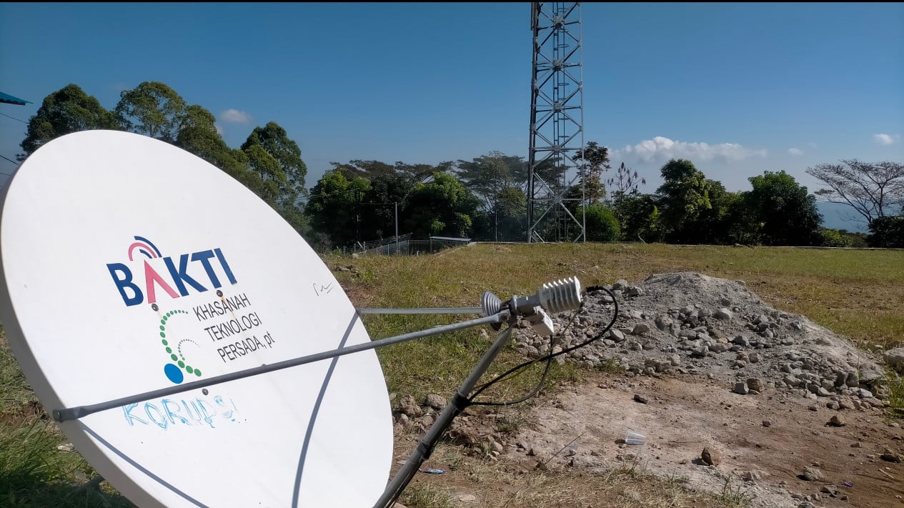 BAKTI Sinyal Hadirkan Internet di Puncak Jeringo NTB